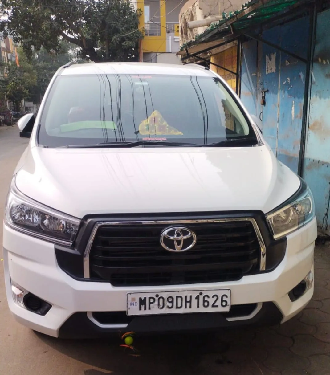 Innova Crysta